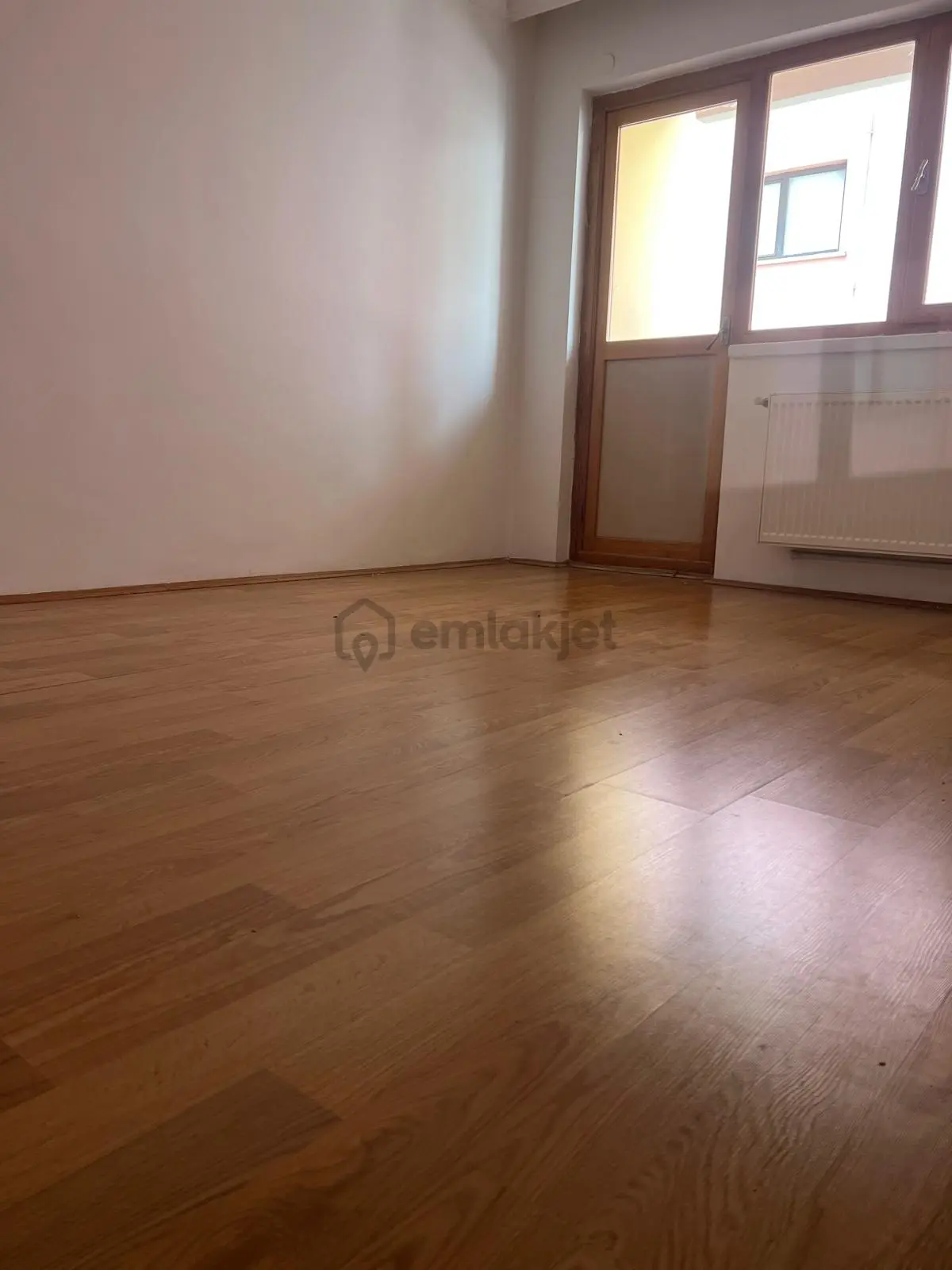 Baltacılar Cadde Üzerinde Kat Konumlu 3+1 Kiralık - 13