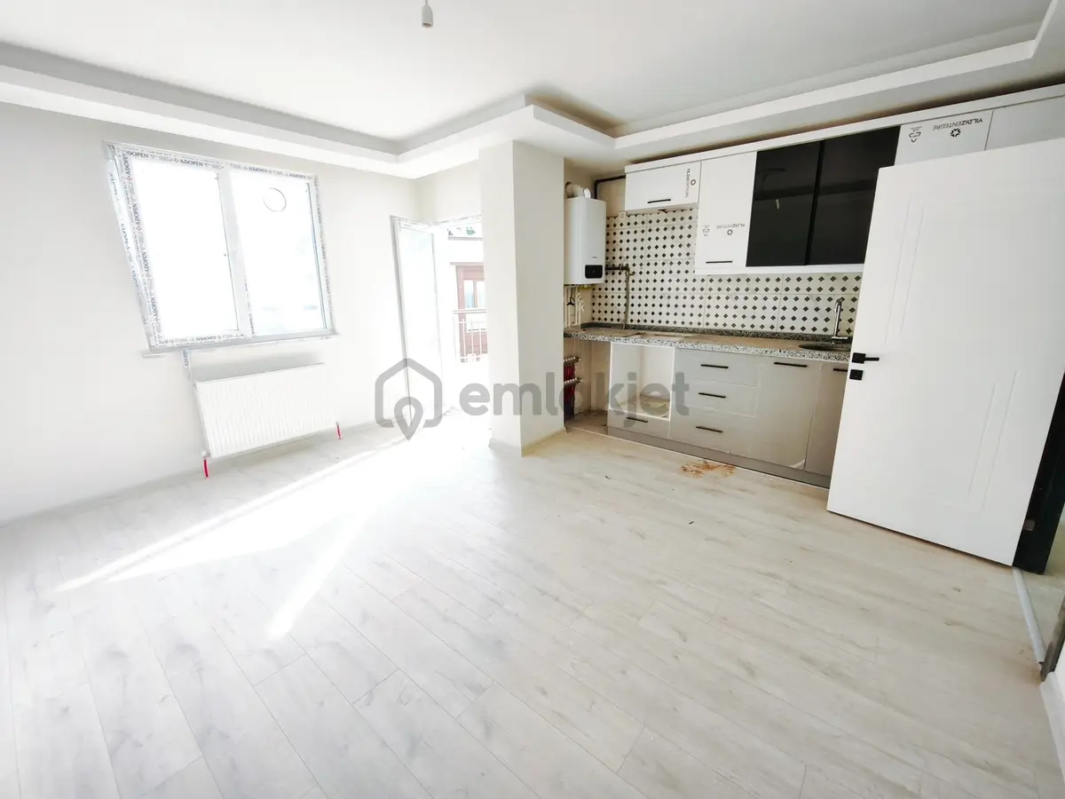 Esatpaşa Merkezde Sıfır Binada Dubleks 2+1 Daire - 14