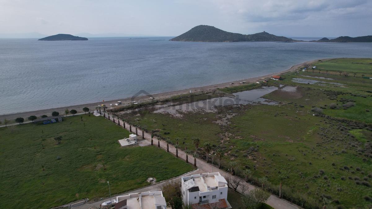 Çandarlı'da Denize 60m, 414m² Satılık Villa Arsası - 7