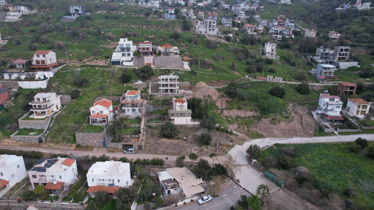 Çandarlı'da Denize 60m, 414m² Satılık Villa Arsası - 11