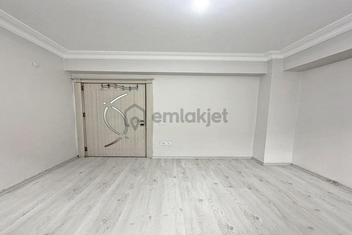 Bahçeşehire Komşu Geniş M² 2+1 Satılık Daire - 17