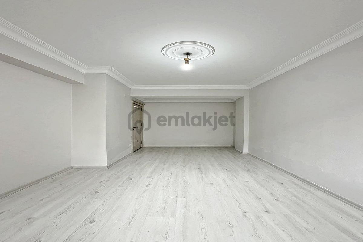 Bahçeşehire Komşu Geniş M² 2+1 Satılık Daire - 12