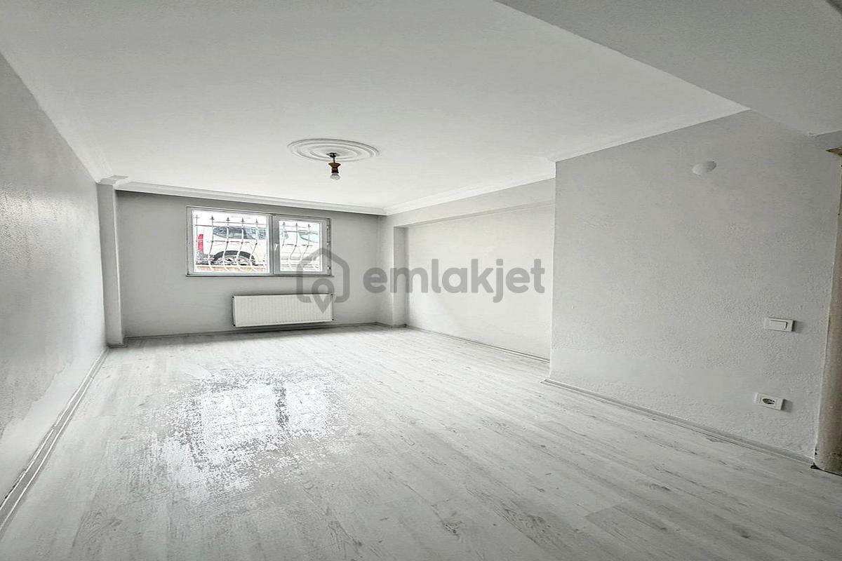 Bahçeşehire Komşu Geniş M² 2+1 Satılık Daire - 11