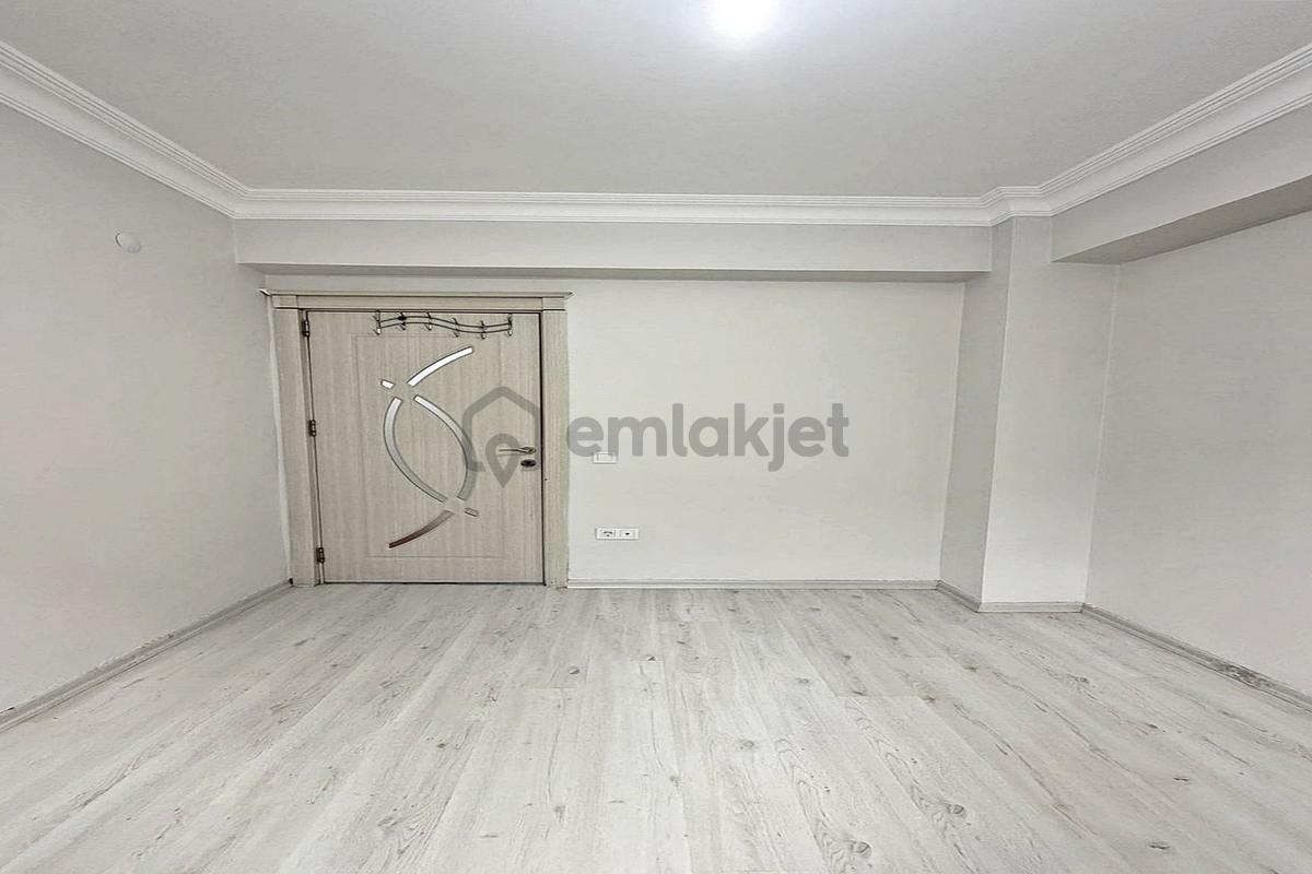 Bahçeşehire Komşu Geniş M² 2+1 Satılık Daire - 16