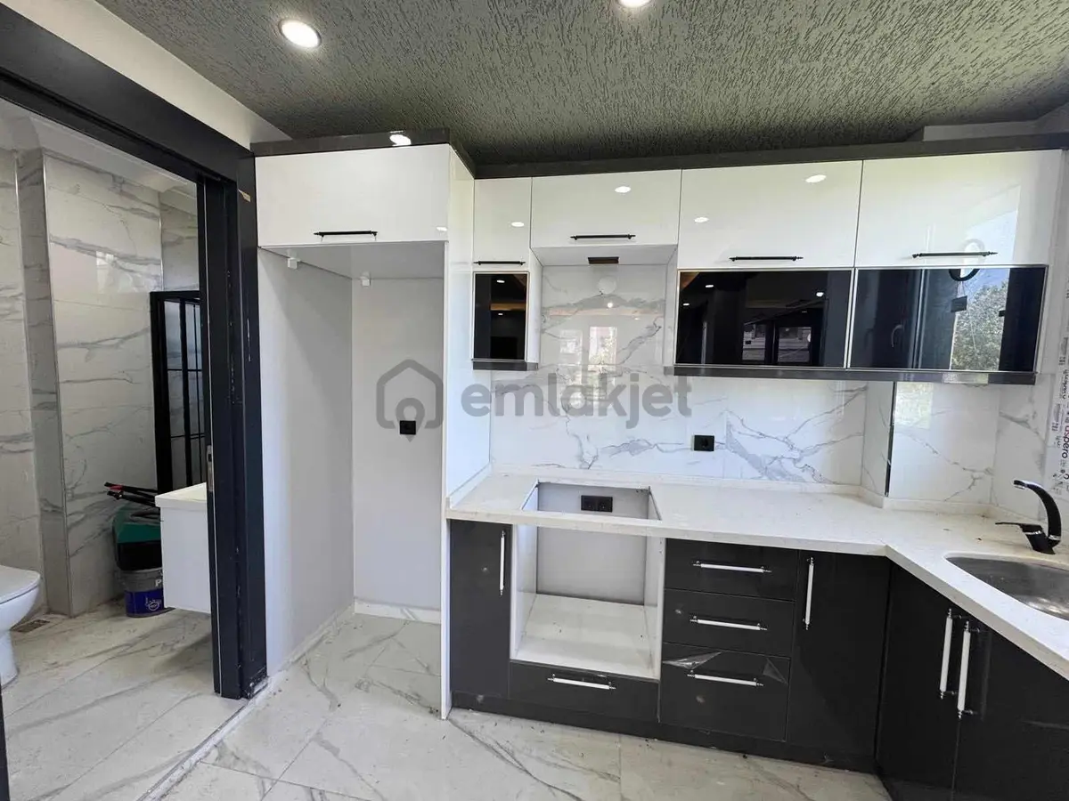 #mega Yapı# Sadece Ev Değil Yaşam 4+1 Denize Yakın Villa - 15