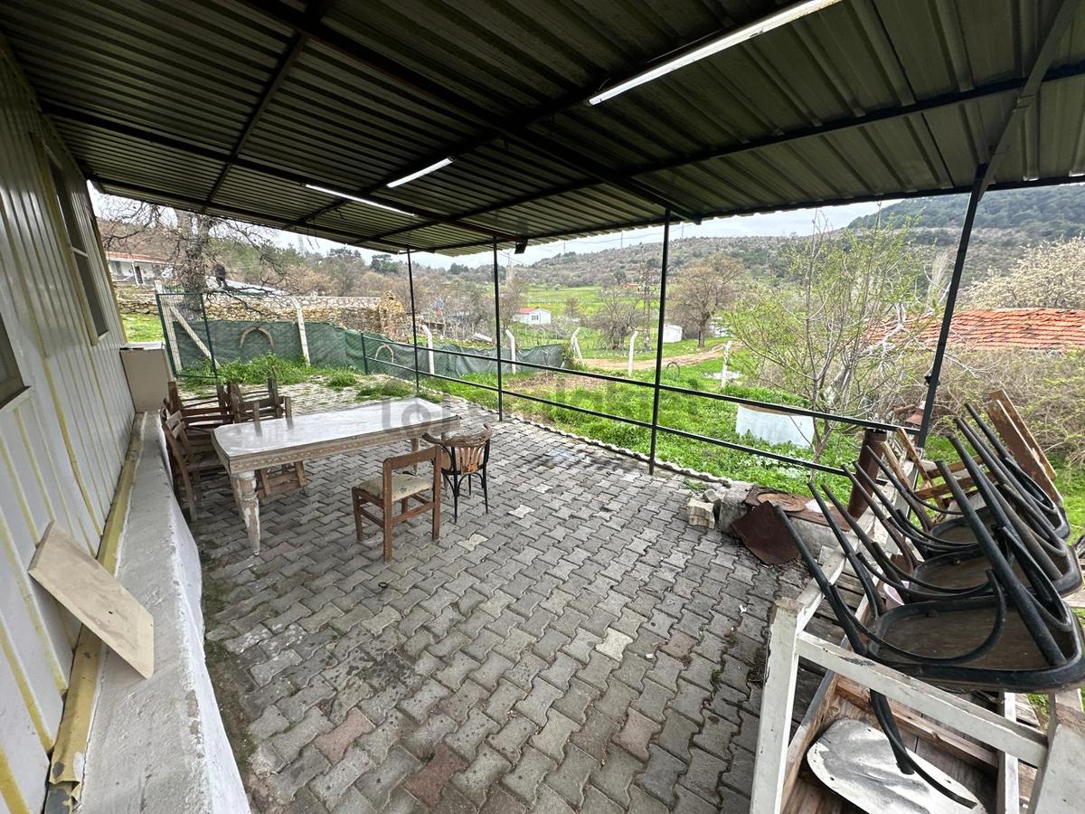 Akmandan 170 M2 Arsa, Elektrik+su+bahçe+konteynır Ev - 11