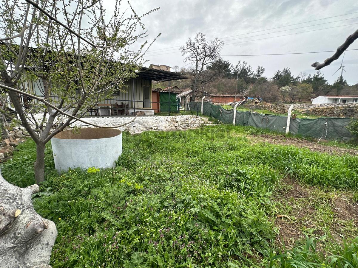 Akmandan 170 M2 Arsa, Elektrik+su+bahçe+konteynır Ev - 5