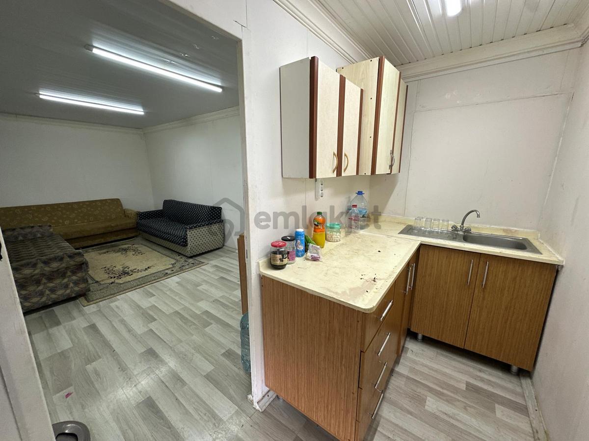 Akmandan 170 M2 Arsa, Elektrik+su+bahçe+konteynır Ev - 15