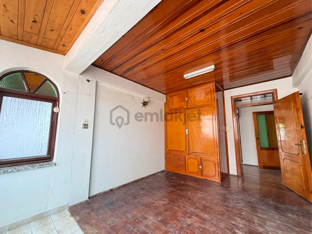 Kiralık 3+1 Daire - 13