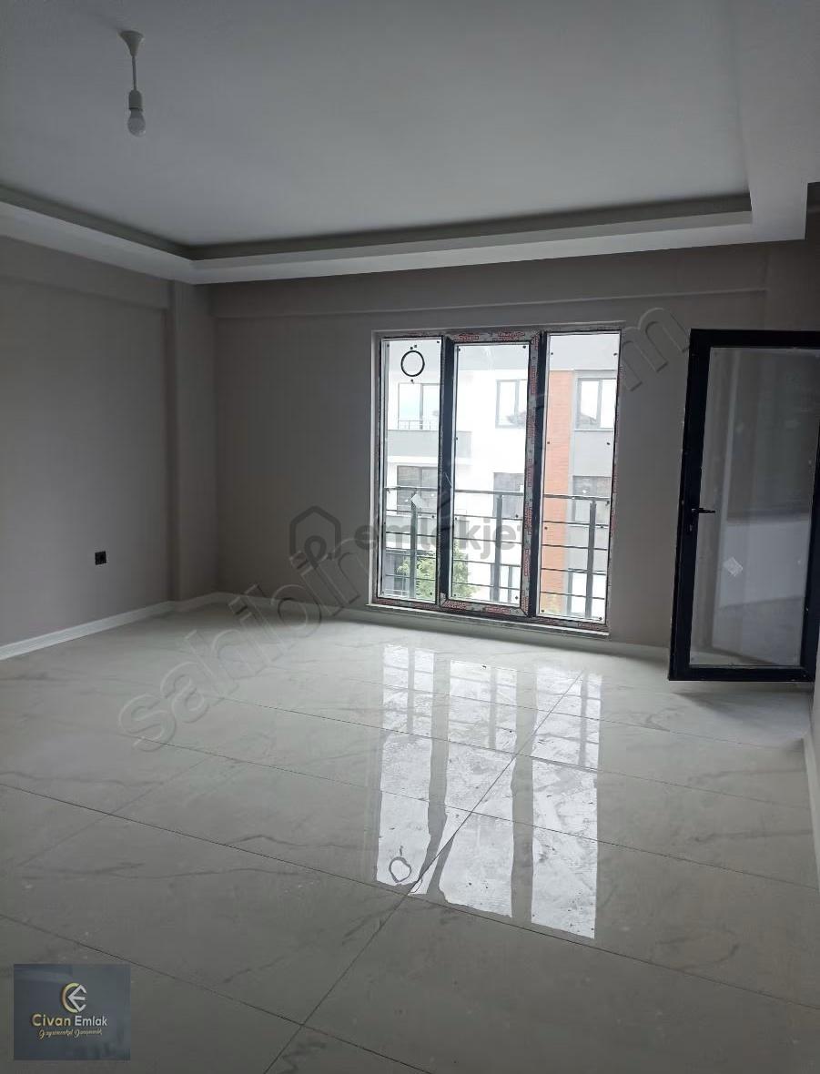 Civan Emlaktan Yakakent Merkezde Satılık Sıfır Daire