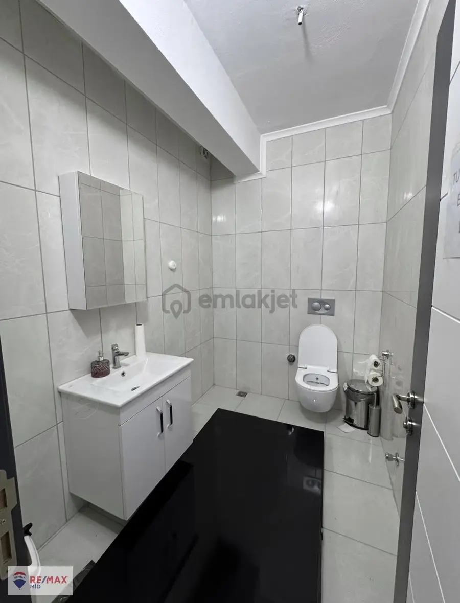 Remax Mid Paşa Cami Karşısı Kiralık Arakat Ofis, İşyeri - 4