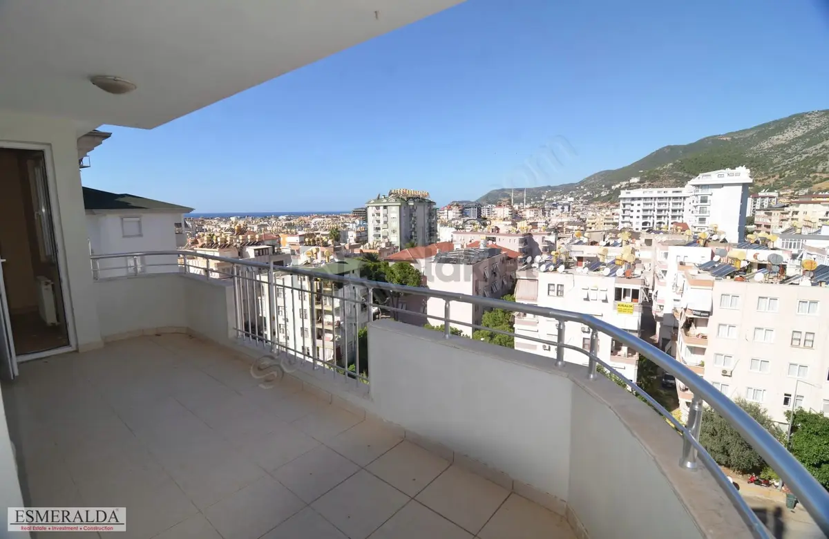Alanya Galaksi Sitesi'de Satılık 5+1 Çift Daire - 12