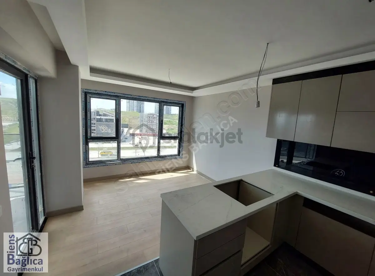 Norm Bulvar'da Sıfır 2+1 Kiralık Daire - 3