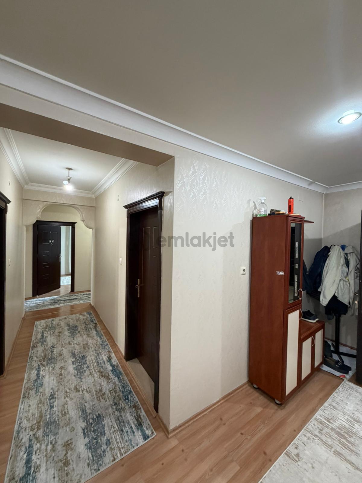 Merkezi Konumda Satılık 4+1 Daire - 22