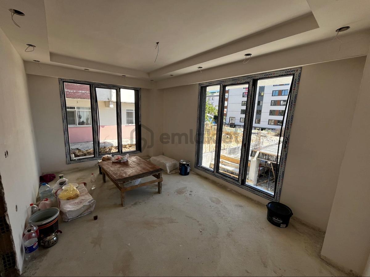 Eray Emlak 1 Kat Yüksek Giriş 2+1 80m2 Tv Ünitesi&dresuar Hediye