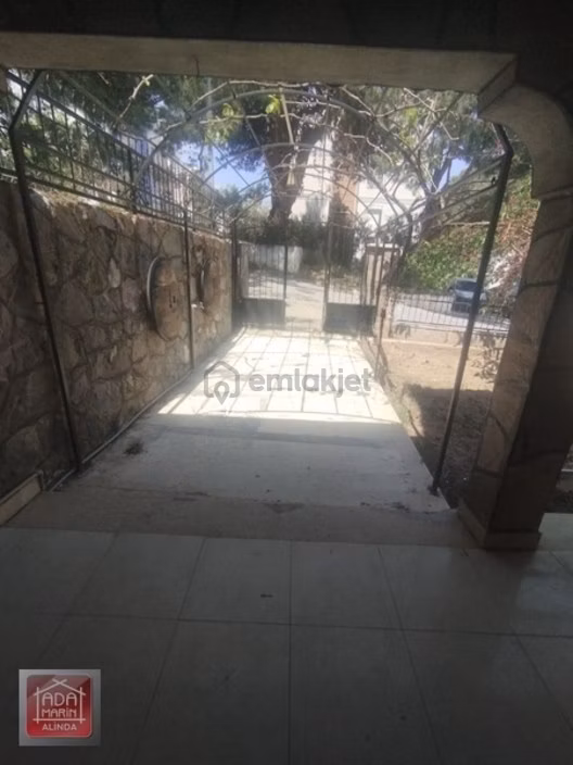 Kuşadası Davutlar Mah 5+1 Müstakil Triplex Ev - 13