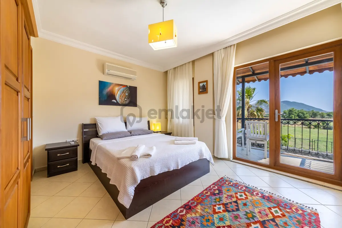 Kalkan Bezirgan Köyünde Yasal İmarlı Bahçeli Havuzlu Villa - 19
