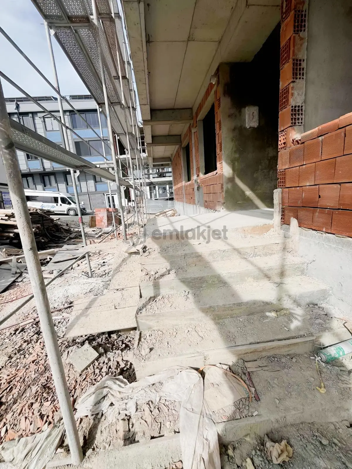 Taşolukta 2+1 90 M2 Yüksek Giriş Metronun Dibinde - 26