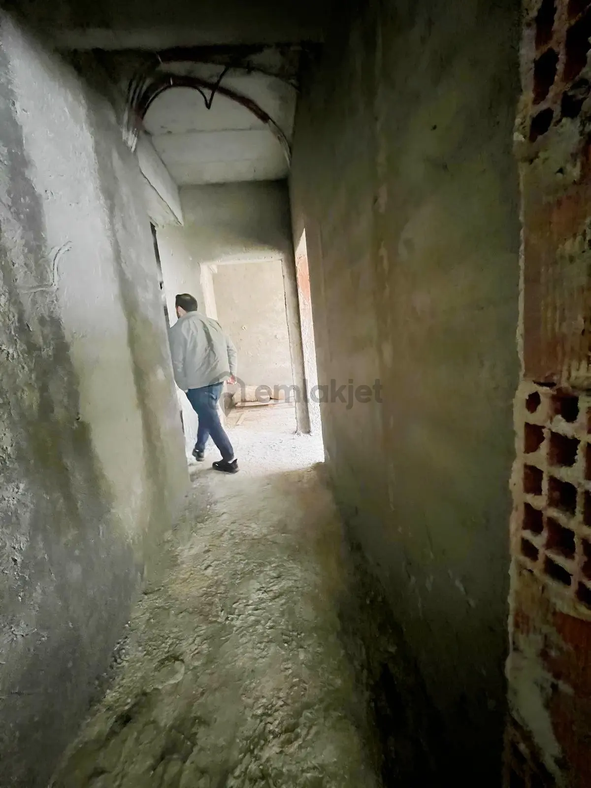 Taşolukta 2+1 90 M2 Yüksek Giriş Metronun Dibinde - 20