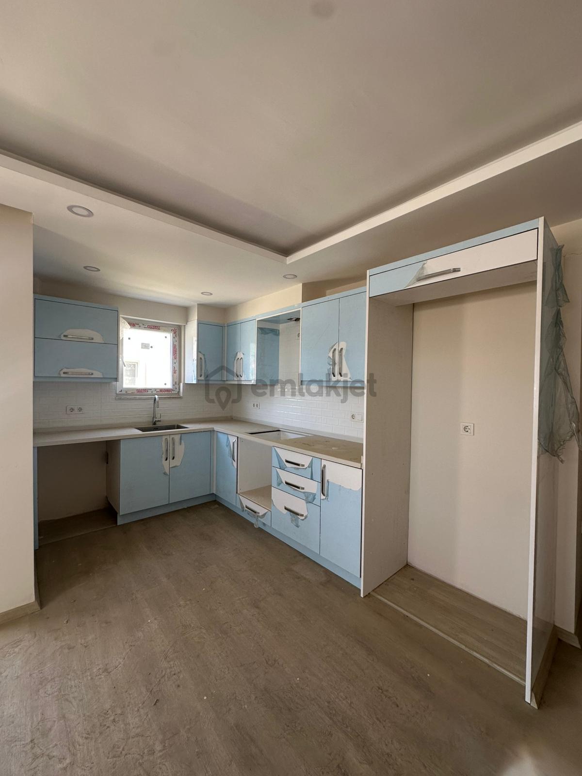 Satılık 2+1 Sıfır Daire | Cadde Cepheli - 2