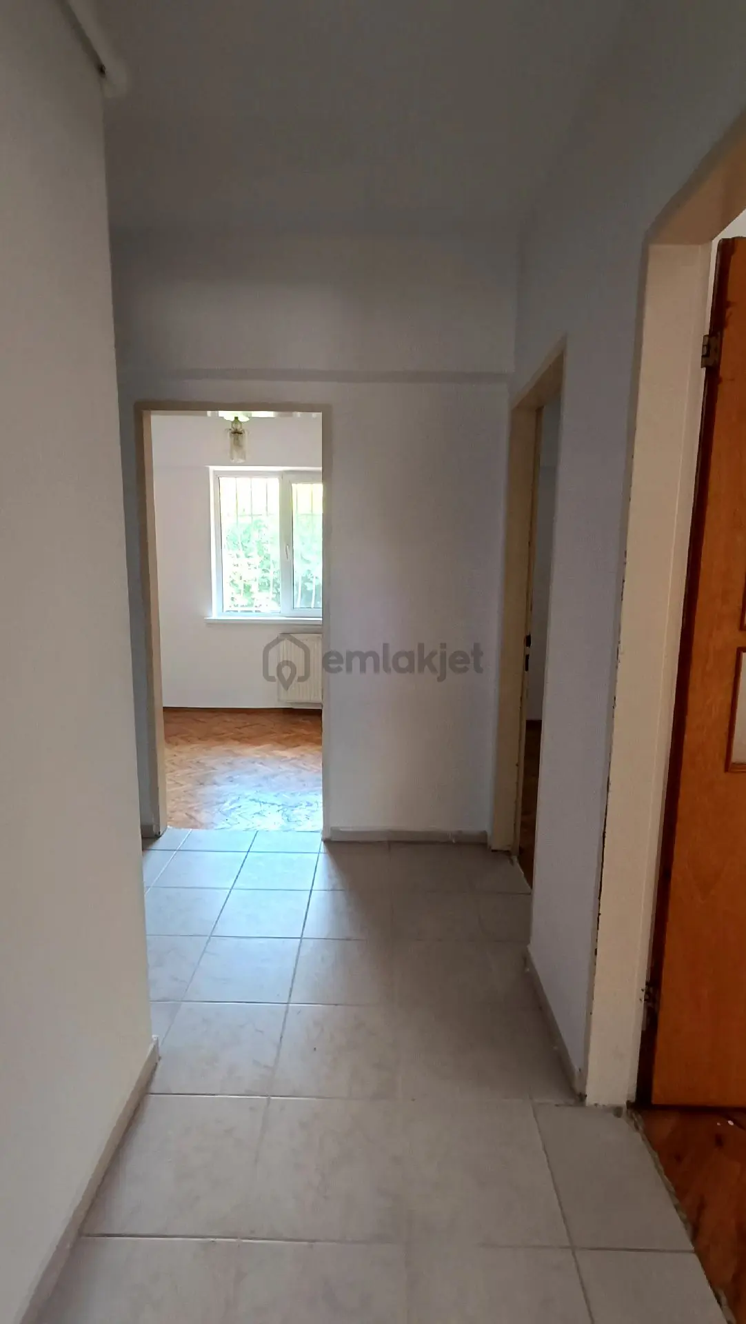 Merkezi Konumda 3+1 Geniş Daire - 5