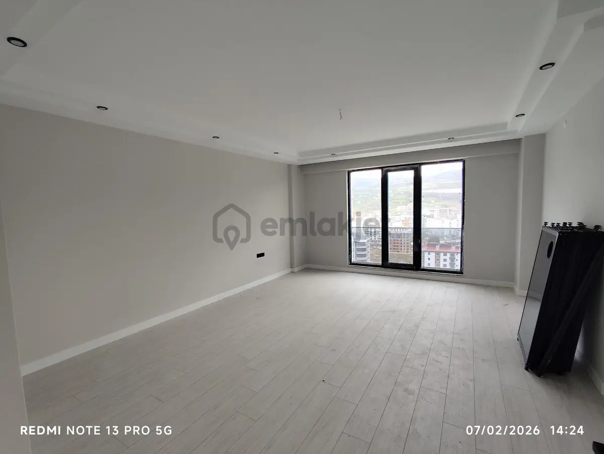 Kışla Mahallesinde Yola Cephe 3+1 Satılık Sıfır Daire - 12