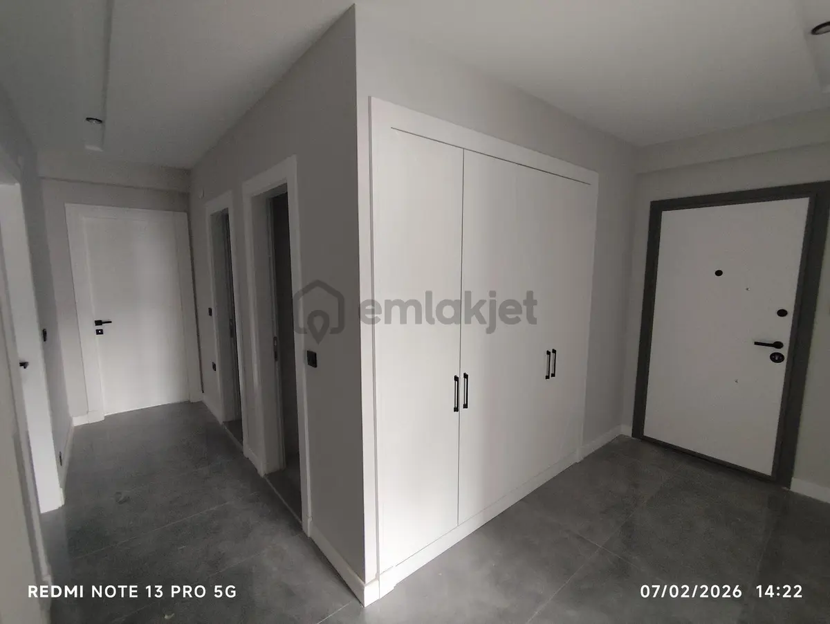 Kışla Mahallesinde Yola Cephe 3+1 Satılık Sıfır Daire - 5