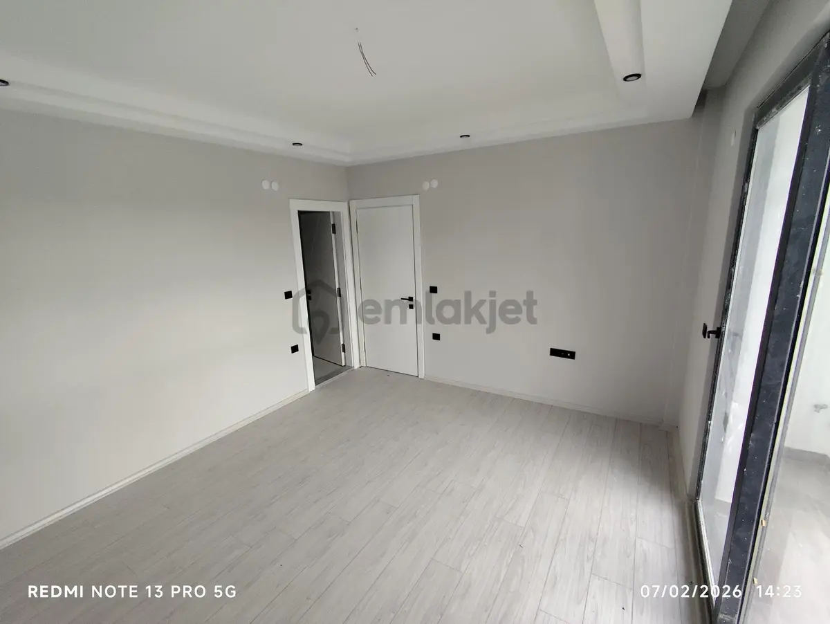 Kışla Mahallesinde Yola Cephe 3+1 Satılık Sıfır Daire - 19