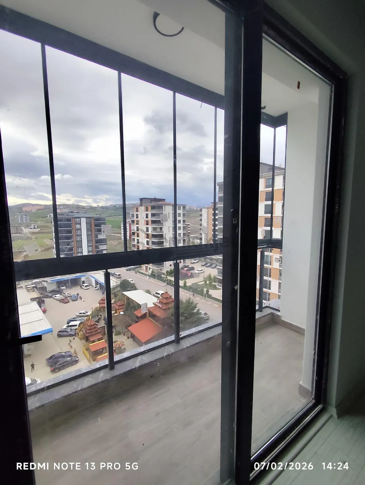 Kışla Mahallesinde Yola Cephe 3+1 Satılık Sıfır Daire - 8