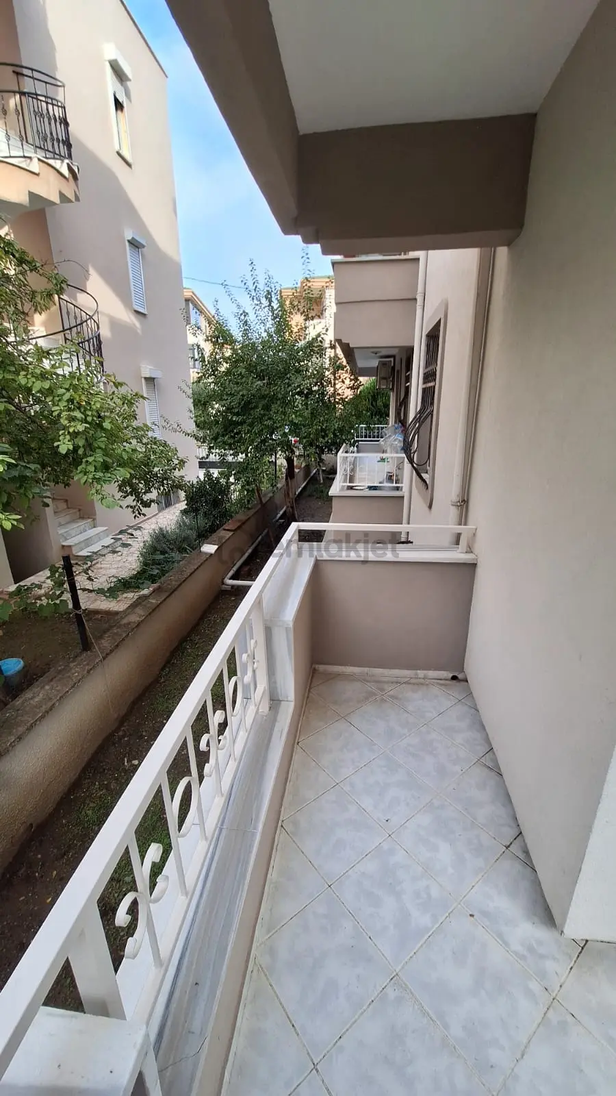 Edremit Altınoluk'da Yüksek Giriş 2+1 Satılık Daire - 22