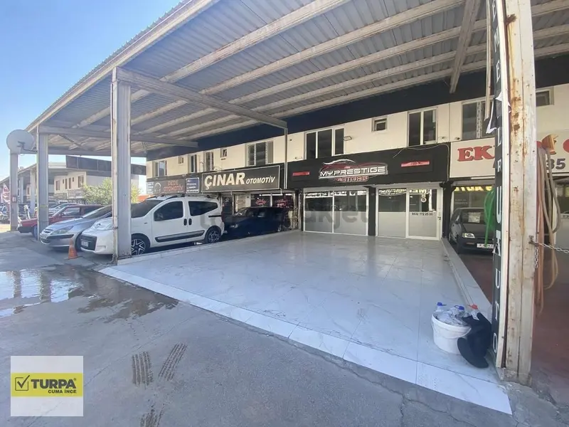 İzekom Oto Borsa Kiralık Dükkan - 5