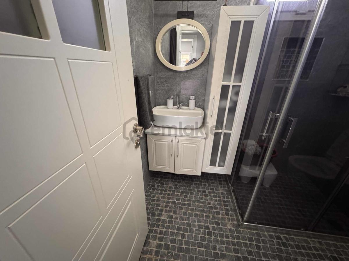 Üzümlü De Satılık 500m2 Tarla Ve Ev - 23