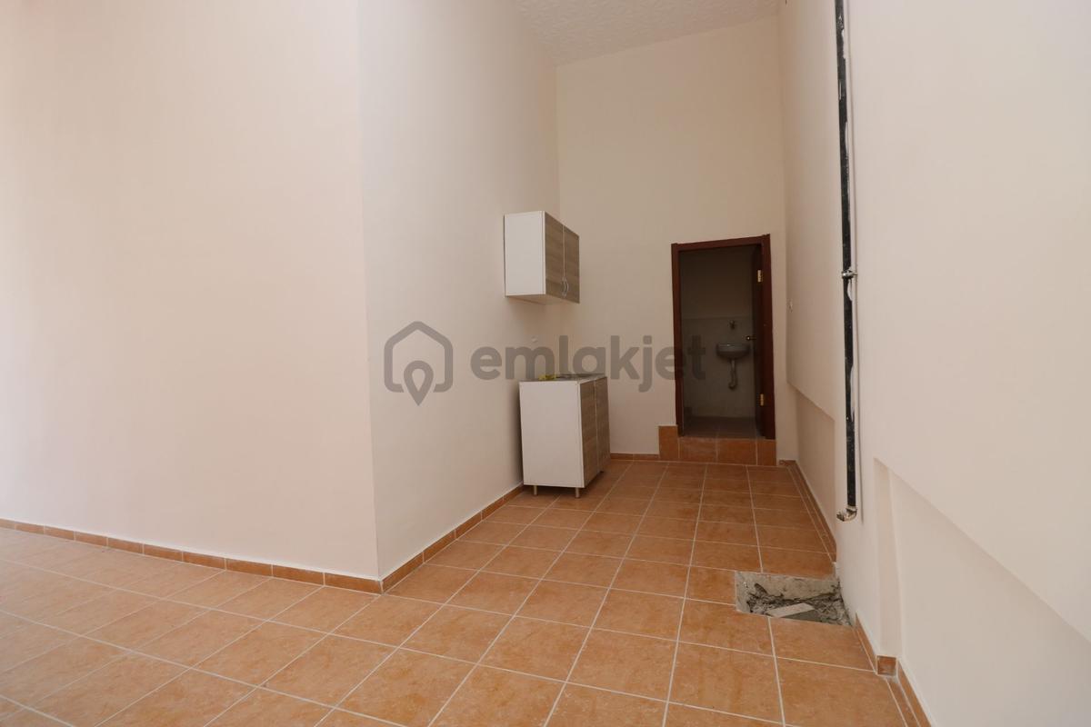 Elvanda Cadde Cephe 35 M2 Kiralık Dükkan - 5
