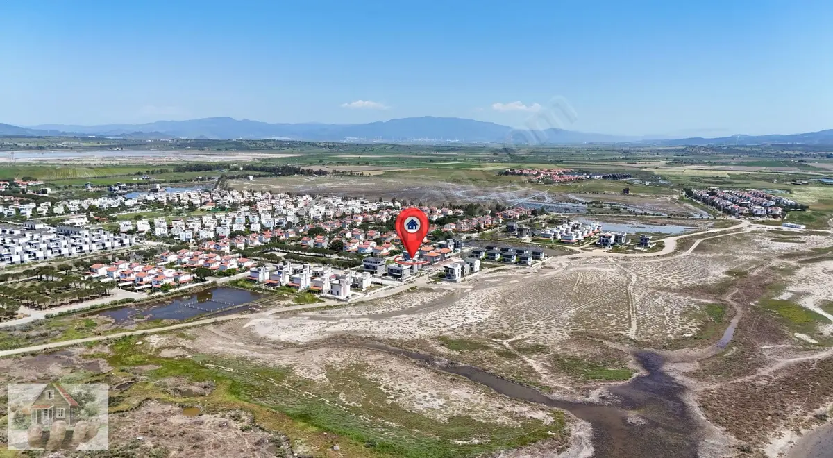 Dikili Çandarlı'da Satılık İkiz Yazlıklar (85m², Deniz Yakını) - 2