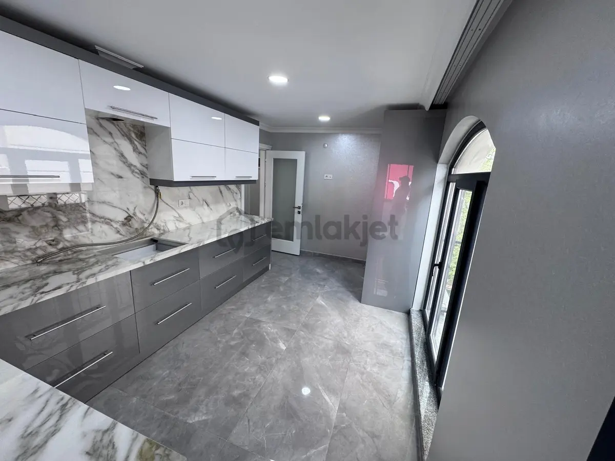 Öz Aydın'dan Yıldırım Mah Satılık 3+1 Ebeveyn Banyolu Daire - 8