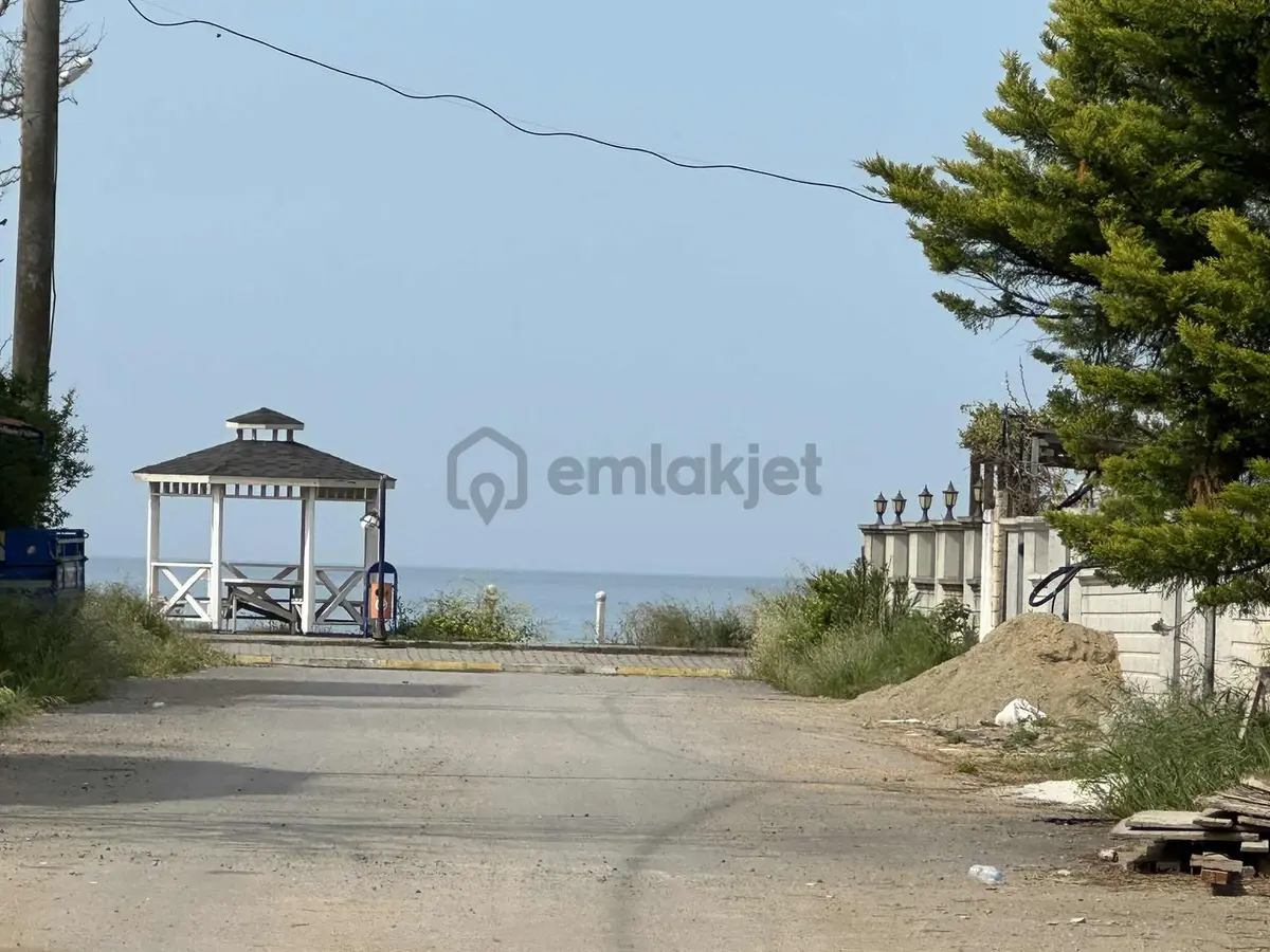 Kocaalide Denize 100 Metre Lüks 3+1 Villa - 11