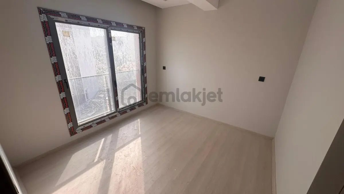 Ayaş'ta Havuzlu Site İçerisinde Satılık 1+1 Daire - 10