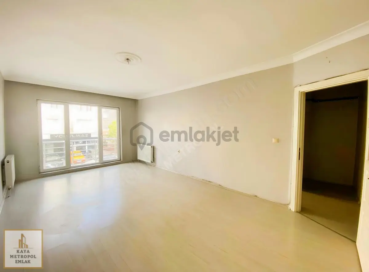 Etimesgut Süvari Mah. Kök Tapu Genç Binada Katta Ön Cephe 3+1 - 10