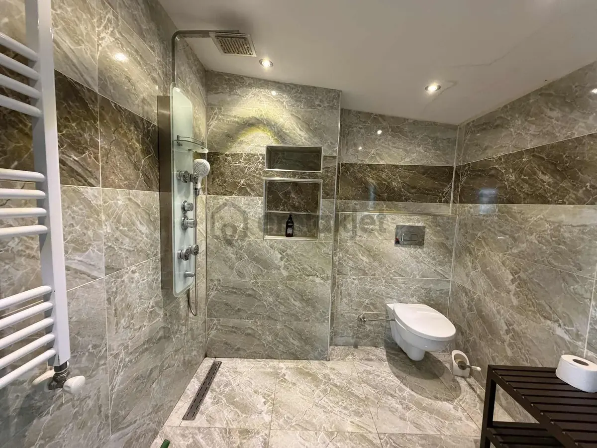 Satılık 8+2 Villa Müstakil Giriş Ve Bahçe Remax Ay - 22