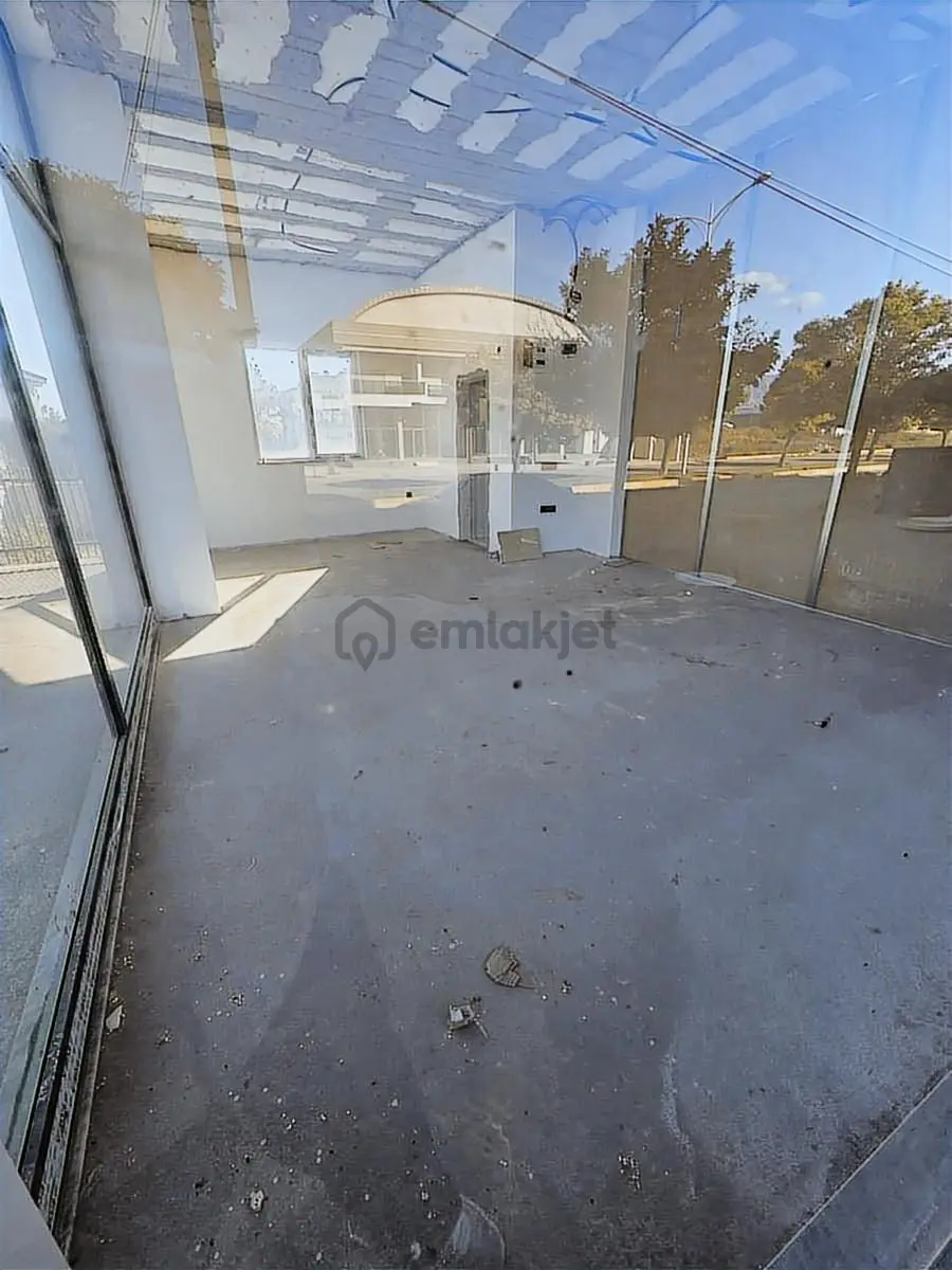 A. Menderes Cad. Kiralık Bacalı 100 M2 İşyeri - 9