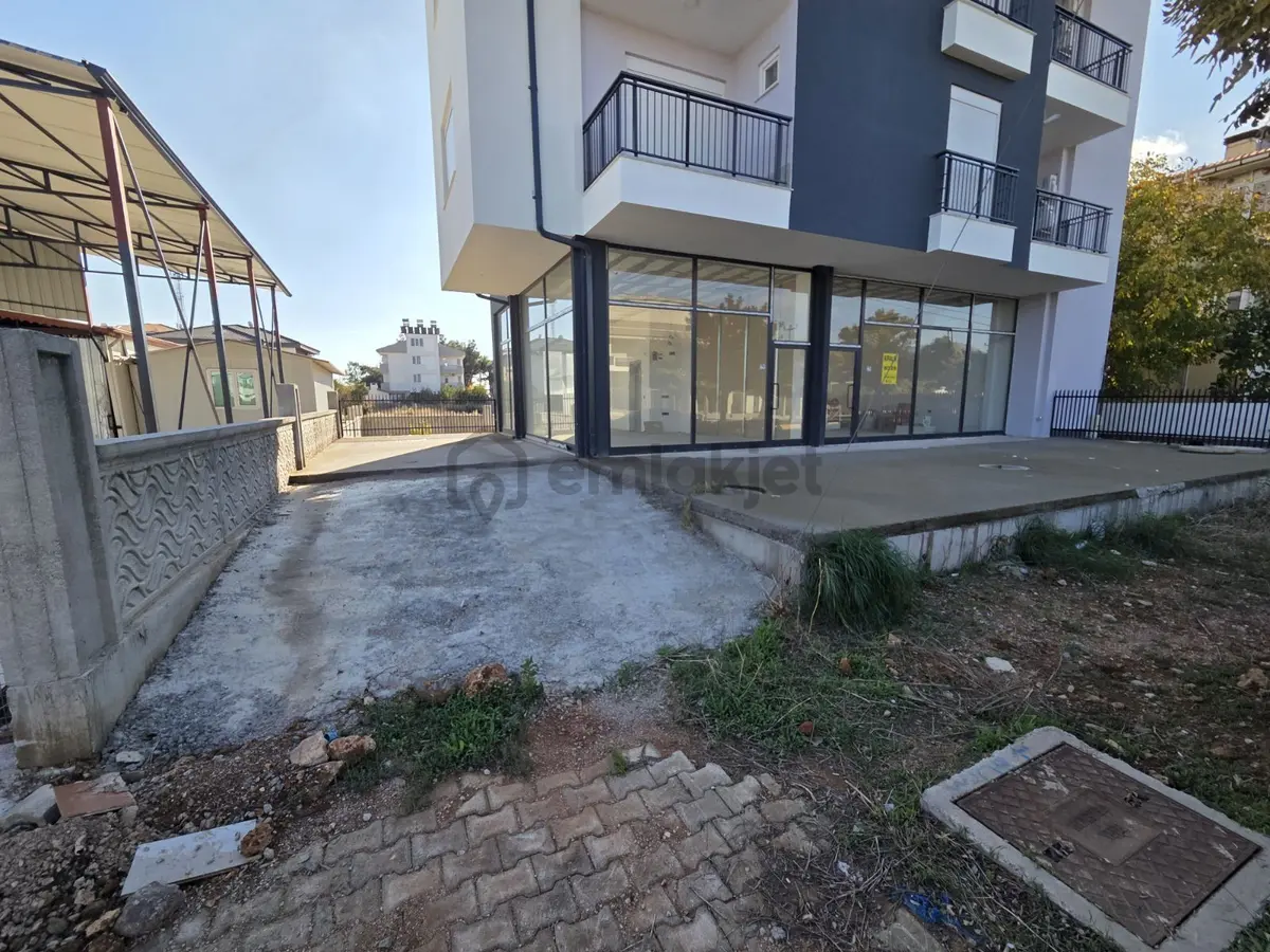 A. Menderes Cad. Kiralık Bacalı 100 M2 İşyeri - 6