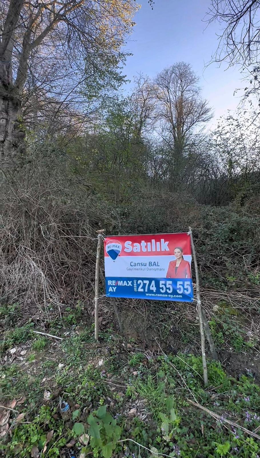 Re/max Ay'dan Acil Ferizli Bakırlıda Satılık Arsa - 7