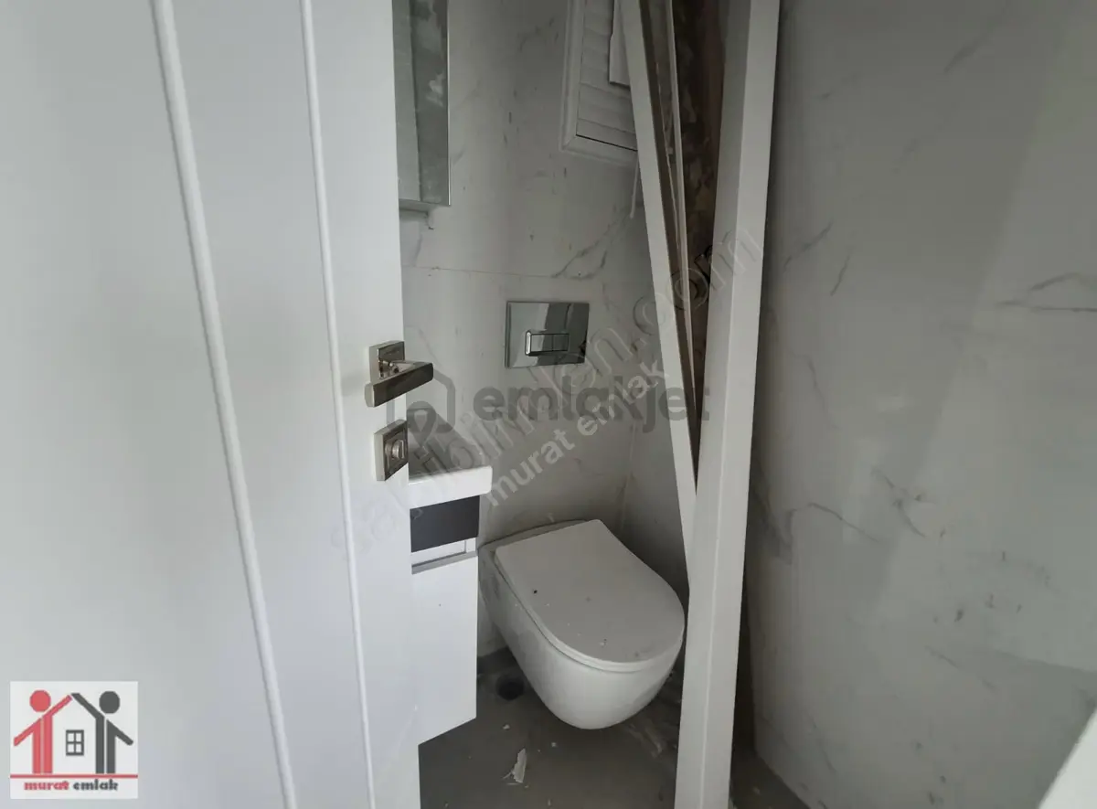Devlet Hastanesi Ve Konyaaltı Cad.yakını Sıfır Binada 2+1 - 4