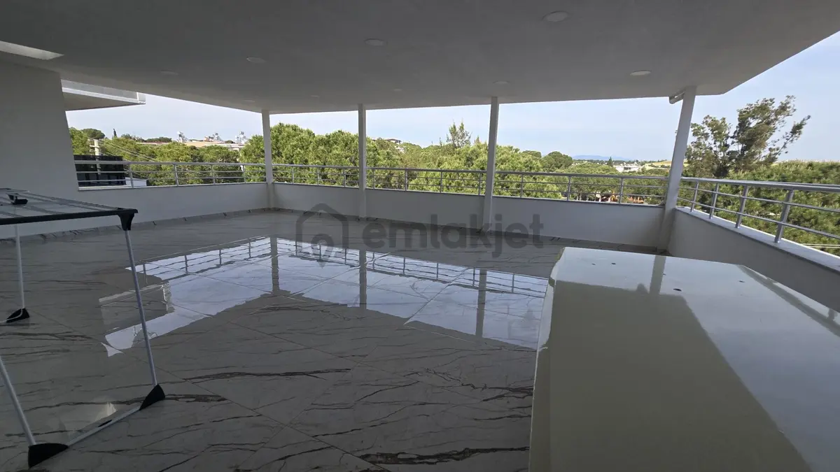 Denize Yürüme Mesafesinde Tam Müstakil Satılık Villa - 33