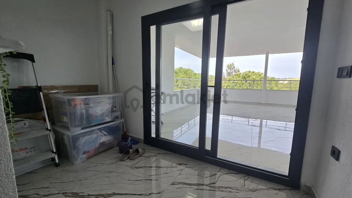 Denize Yürüme Mesafesinde Tam Müstakil Satılık Villa - 11