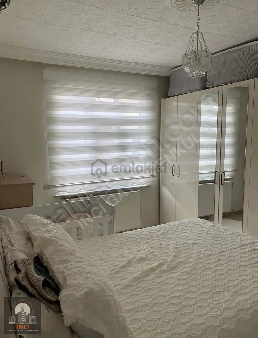 Bağcılar Göztepe'de 100m² 2+1 Lüks Daire - 17