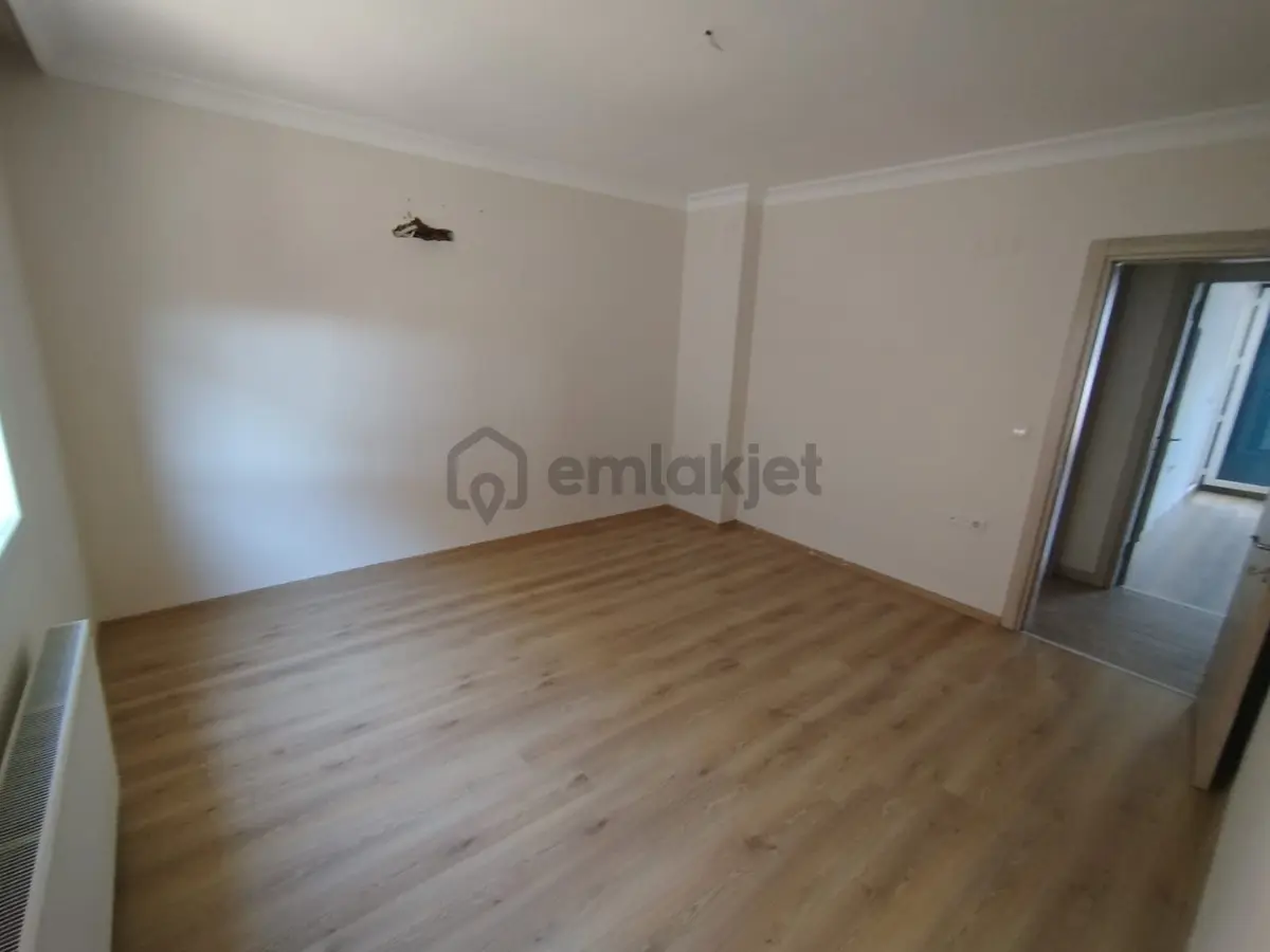 9 Eylül Mahallesinde Geniş 2+1 Satılık Daire - 25