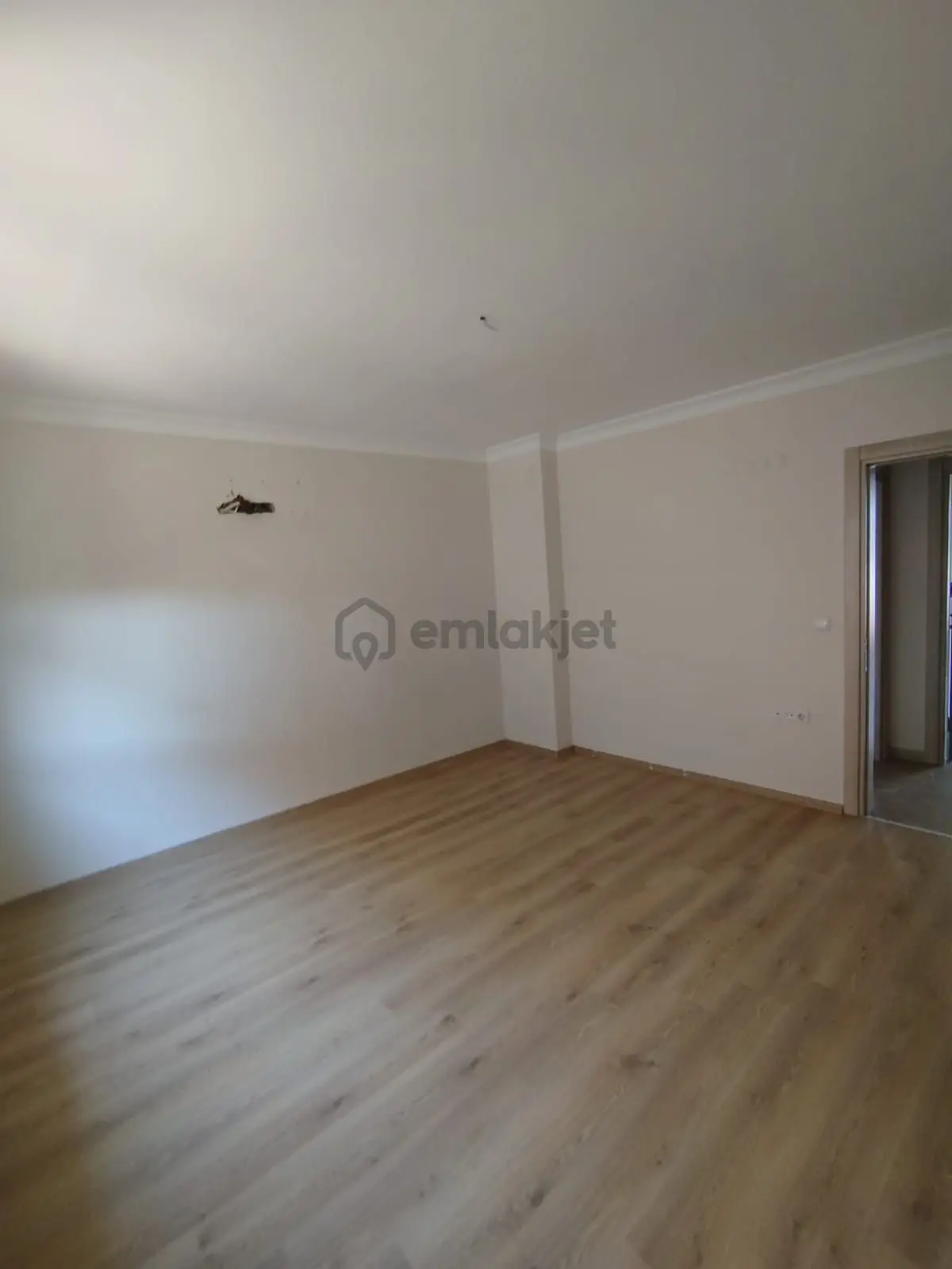 9 Eylül Mahallesinde Geniş 2+1 Satılık Daire - 18
