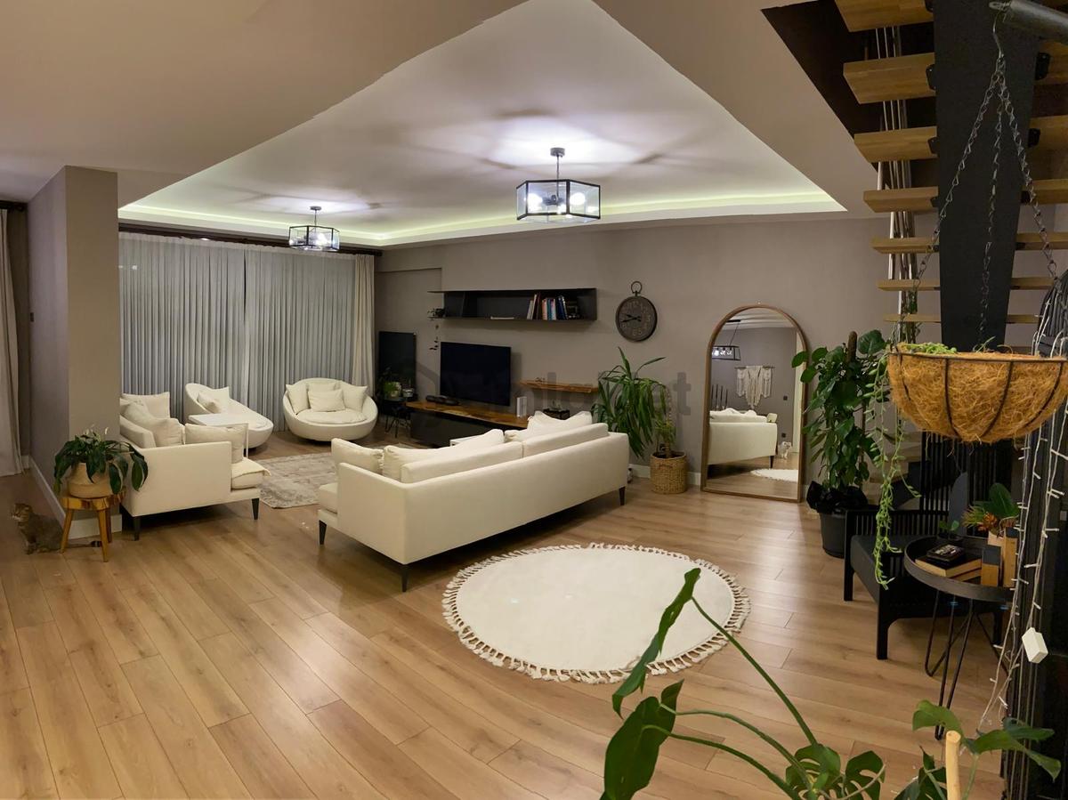 We Çankaya Sitesinde Satılık 6+1 Loft Daire - 7
