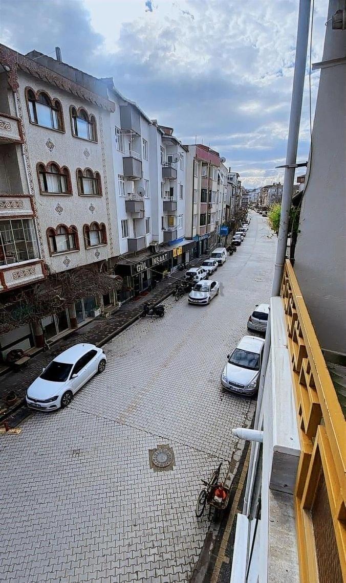 Cadde Üzeri Ara Kat 2+1 Satılık Fırsat Daire - 13